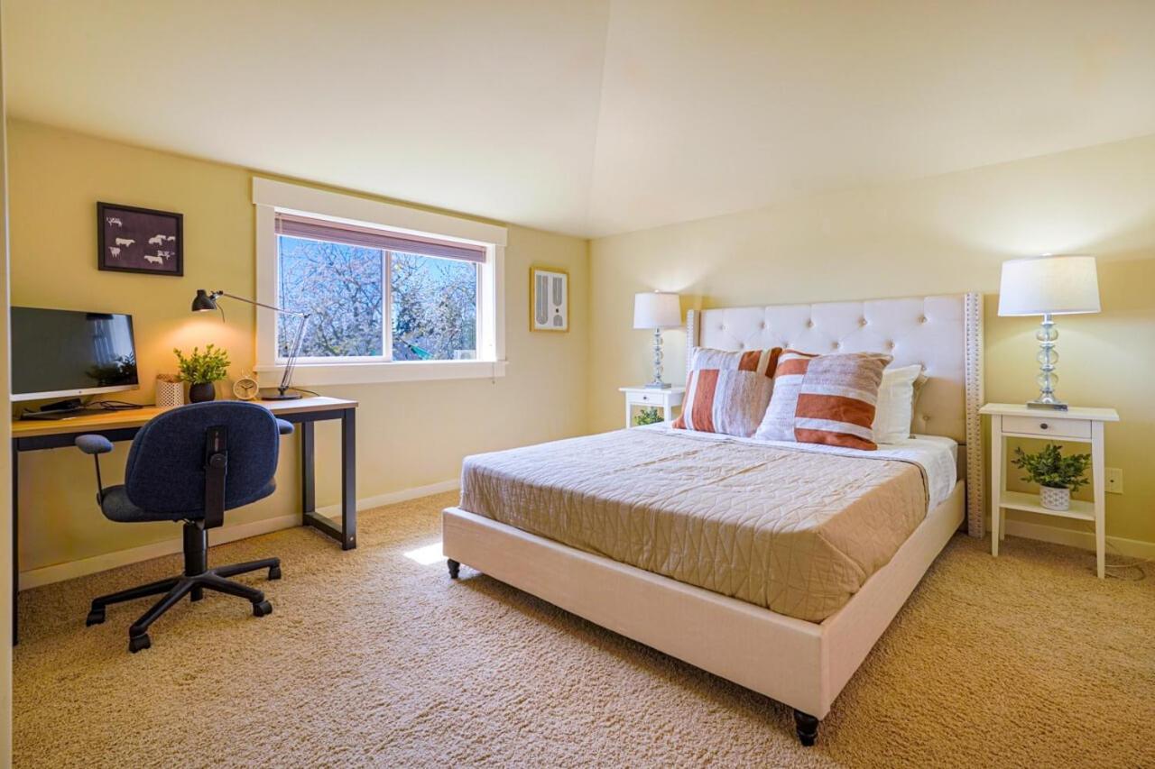 Hébergement de vacances Stylish North Townhouse- Dual Master Seattle