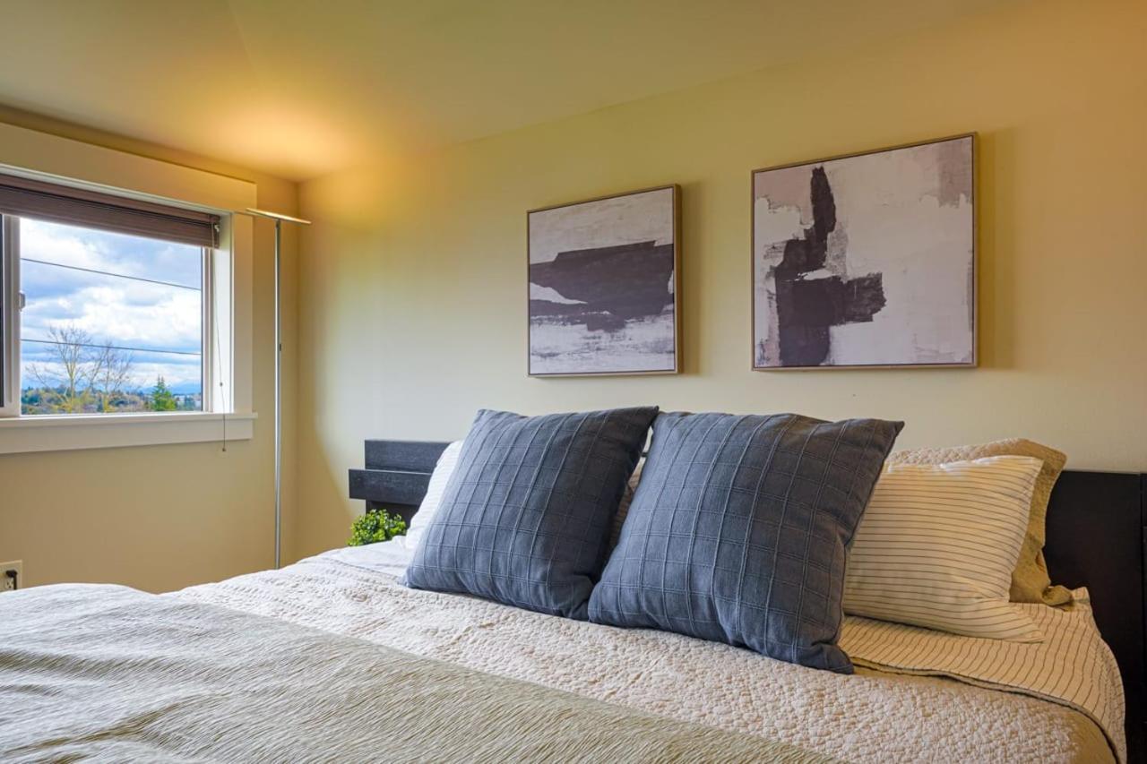 Stylish North Townhouse- Dual Master Hébergement de vacances *