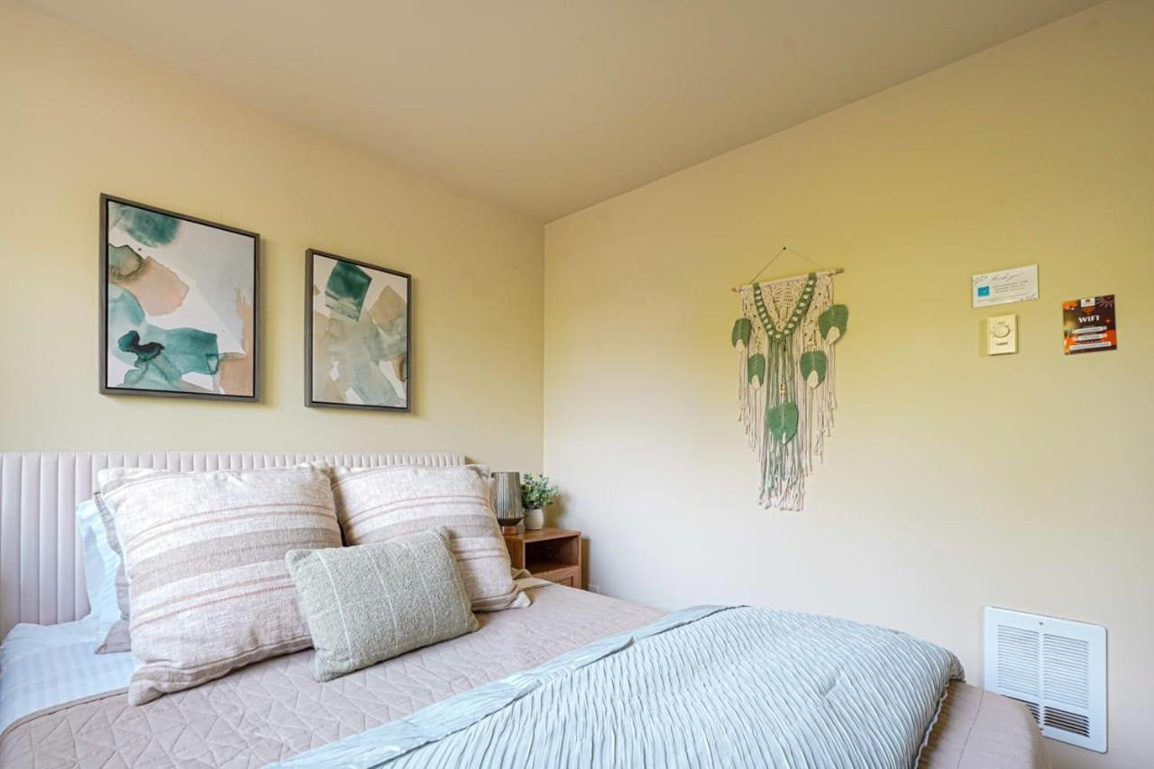 Stylish North Townhouse- Dual Master Hébergement de vacances Seattle